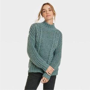 NWT Universal thread, army, green, heavy knit sweater